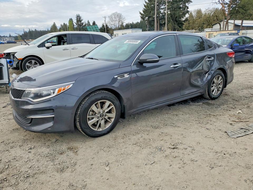 2017 KIA OPTIMA — VIN 5XXGT4L3XHG136066
