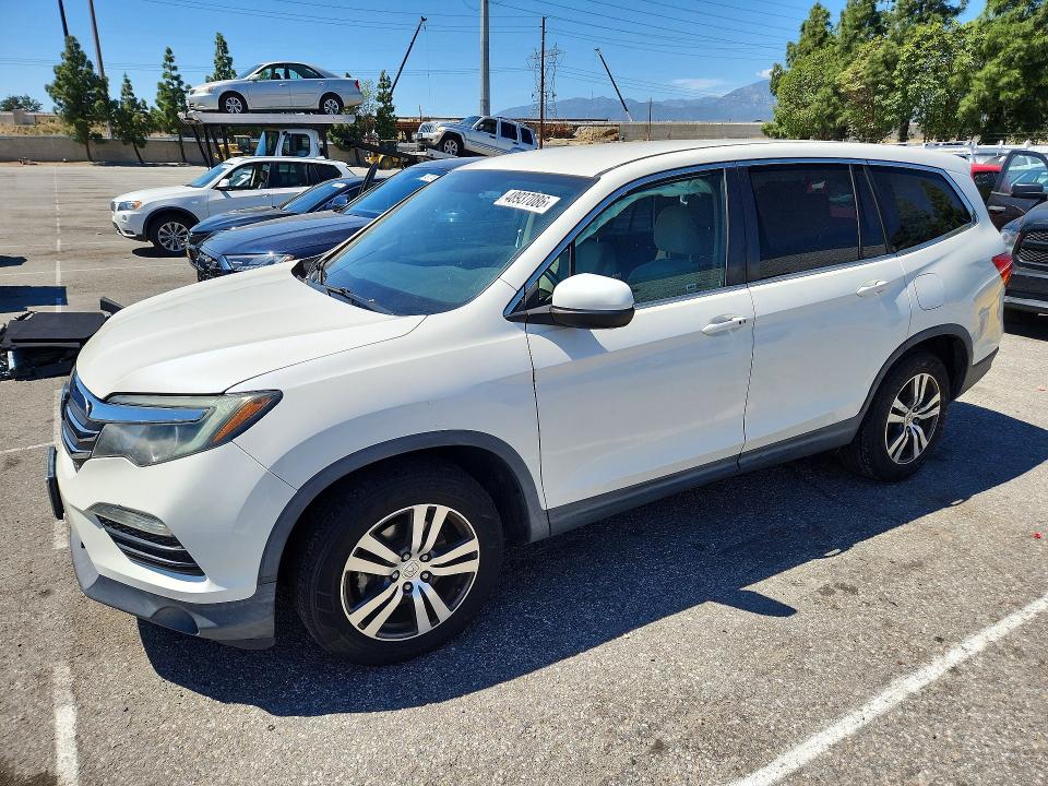 2017 HONDA PILOT — VIN 5FNYF5H38HB005246