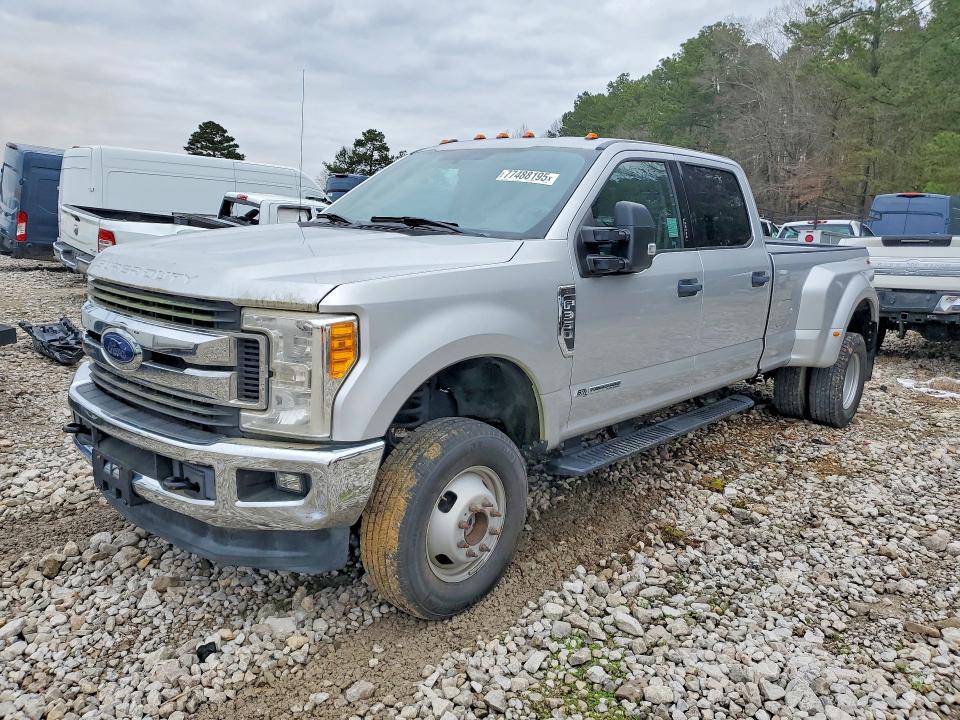 2017 FORD F350 — VIN 1FT8W3DT2HED86183