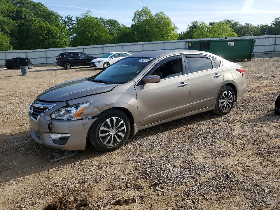2015 NISSAN ALTIMA — VIN 1N4AL3AP2FN860329