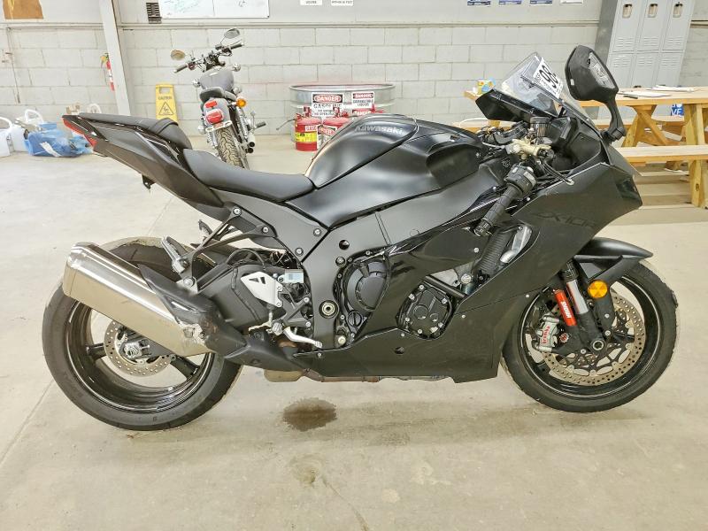 2025 KAWASAKI NINJAZX10R — VIN JKBZXVM13SA010172