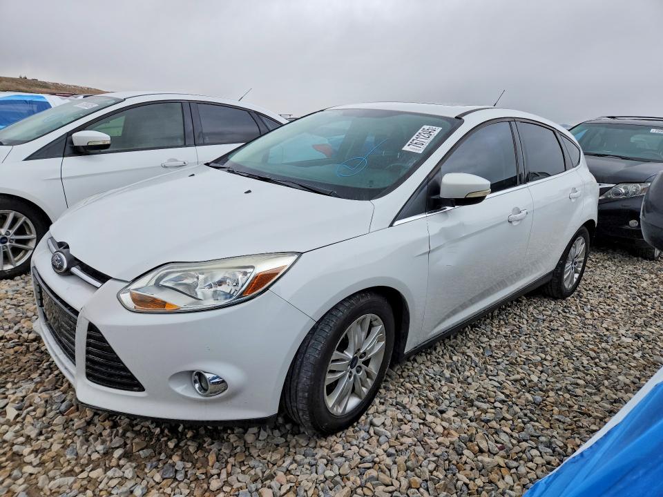 2015 FORD FOCUS — VIN 1FADP3F26FL221316