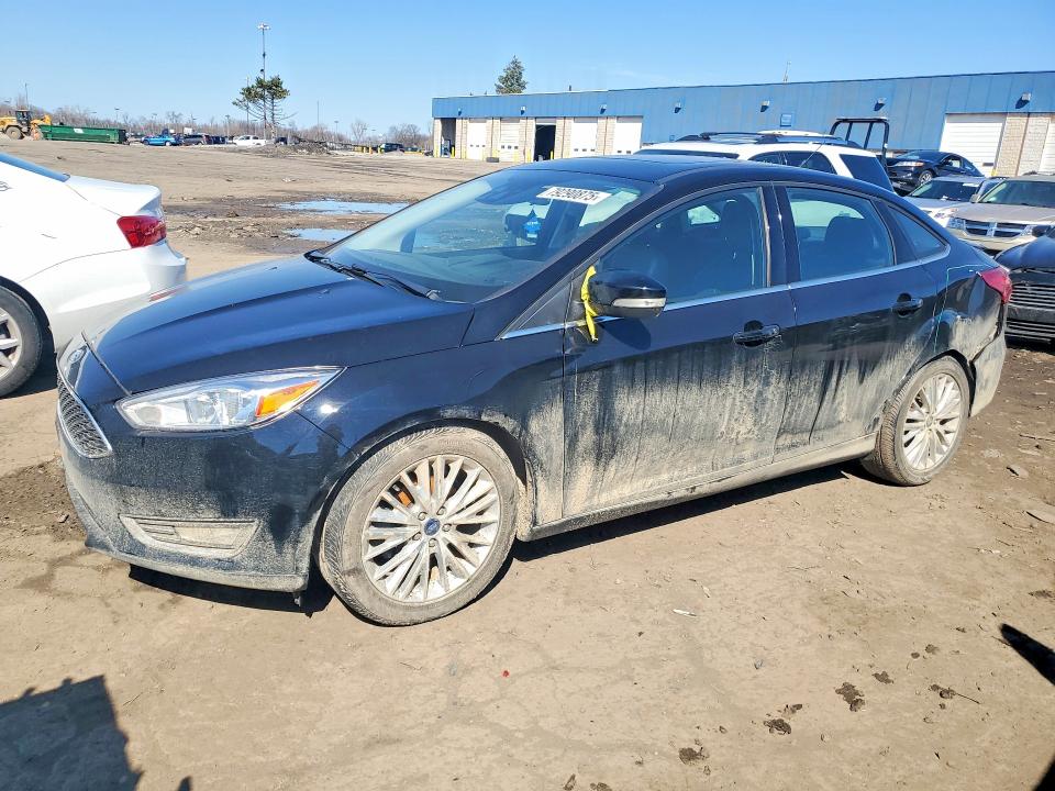 2018 FORD FOCUS — VIN 1FADP3J25JL329247