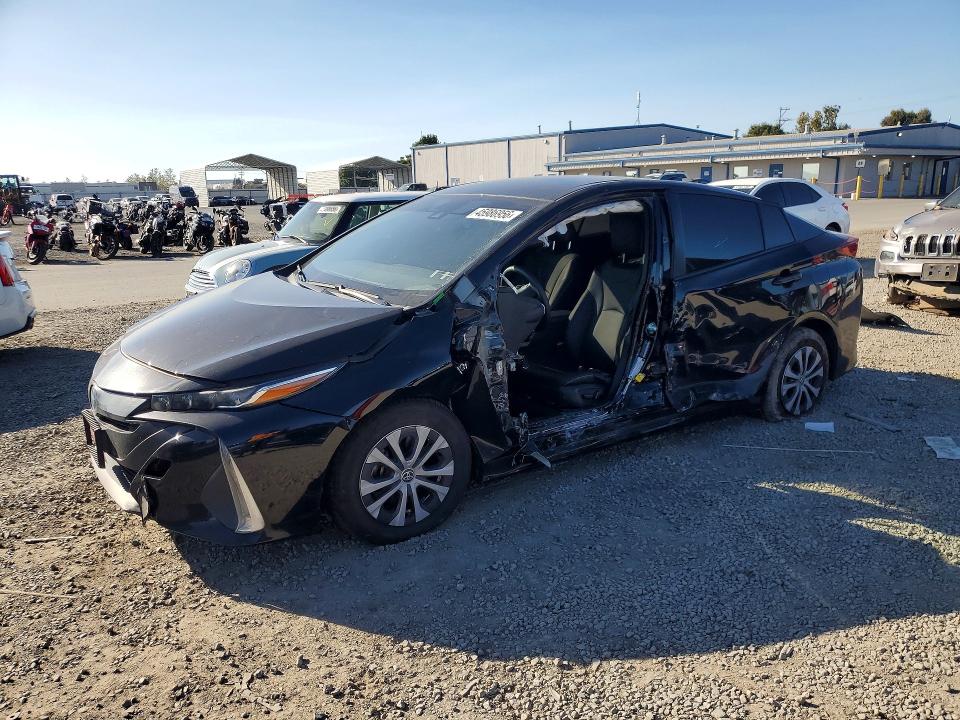 2022 TOYOTA PRIUS PRIME — VIN JTDKAMFP2N3227116