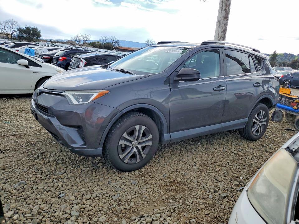 2018 TOYOTA RAV4 — VIN 2T3BFREV6JW850437