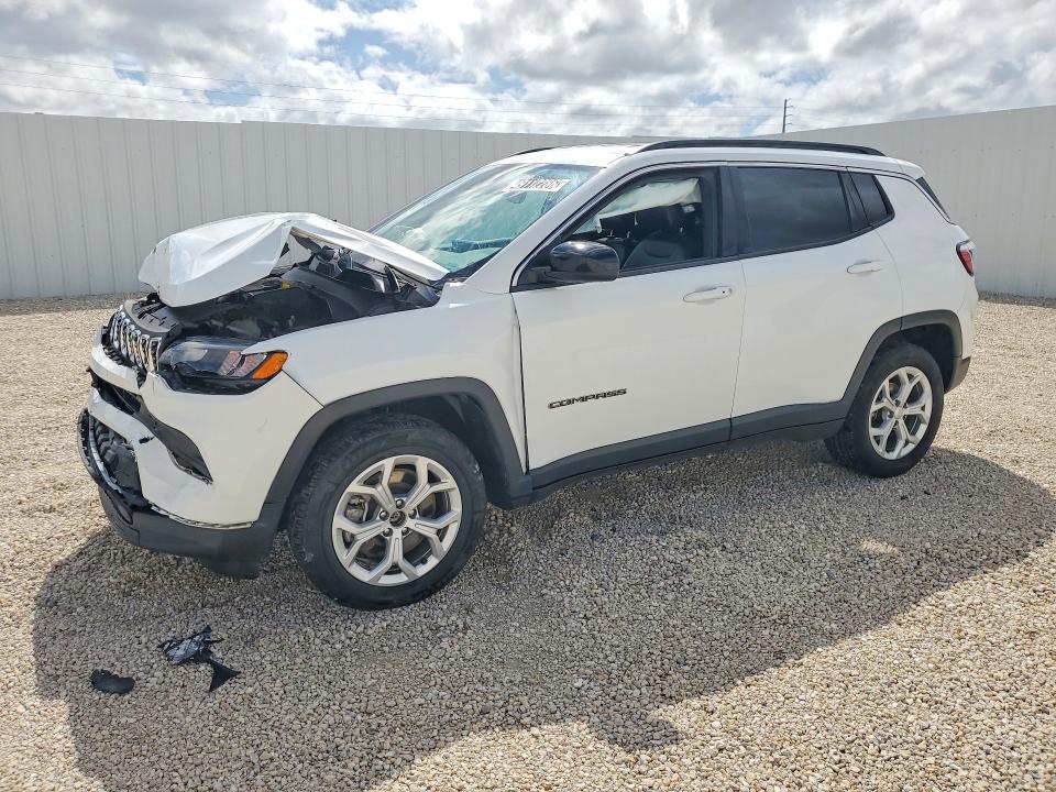 2024 JEEP COMPASS — VIN 3C4NJDBN7RT110479