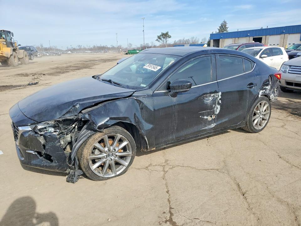 2018 MAZDA 3 — VIN 3MZBN1W36JM203181