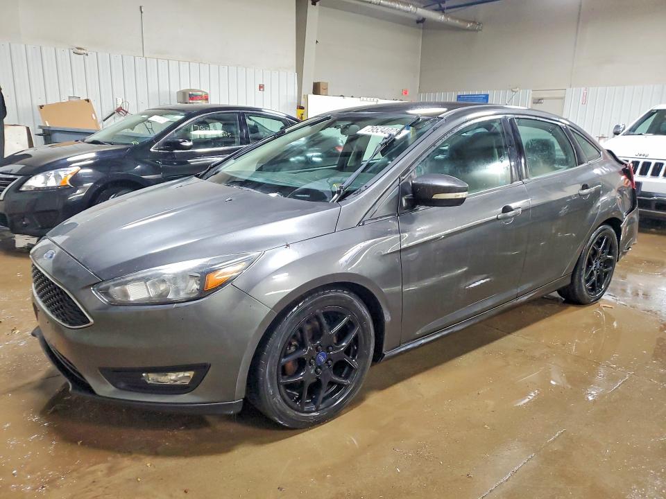 2016 FORD FOCUS — VIN 1FADP3F22GL302346