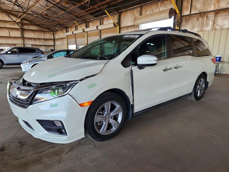2018 HONDA ODYSSEY — VIN 5FNRL6H79JB111748
