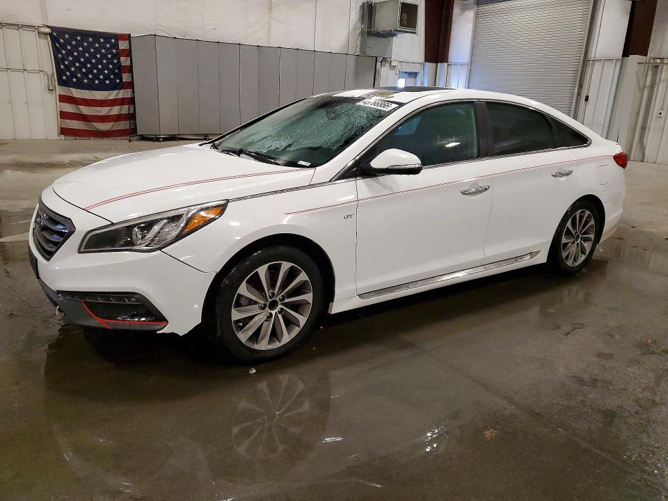 2016 HYUNDAI SONATA — VIN 5NPE34AF2GH371715