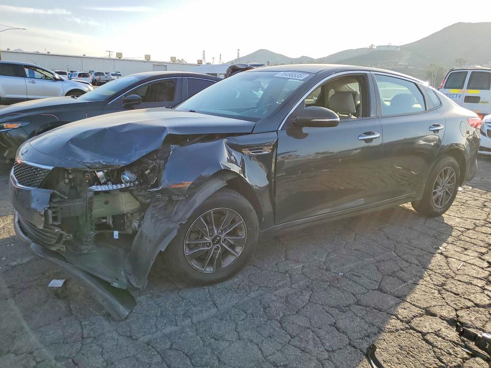 2016 KIA OPTIMA — VIN KNAGT4L38G5084923