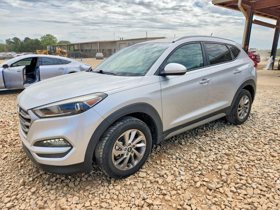 2017 HYUNDAI TUCSON — VIN KM8J33A42HU347795