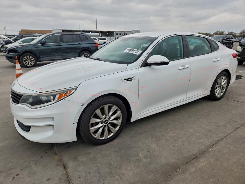 2017 KIA OPTIMA LX — VIN 5XXGT4L31HG125196