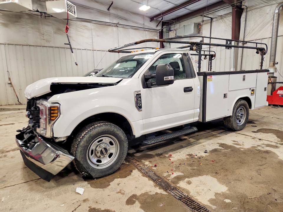 2018 FORD F350 SUPER — VIN 1FDRF3E62JEC99009