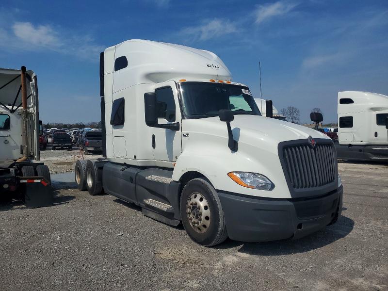2022 INTERNATIONAL LT625 — VIN 3HSDZAPRXNN562317
