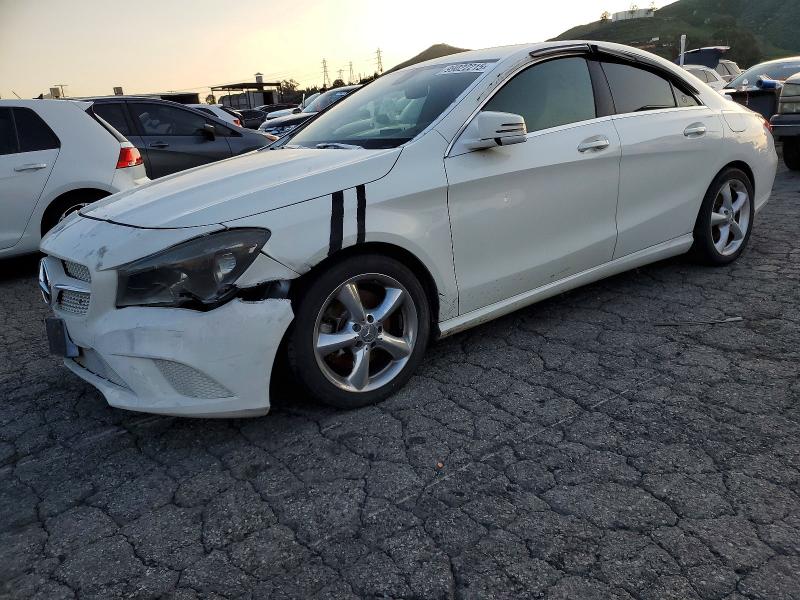 2014 MERCEDES-BENZ CLA 250 — VIN WDDSJ4EB7EN065502