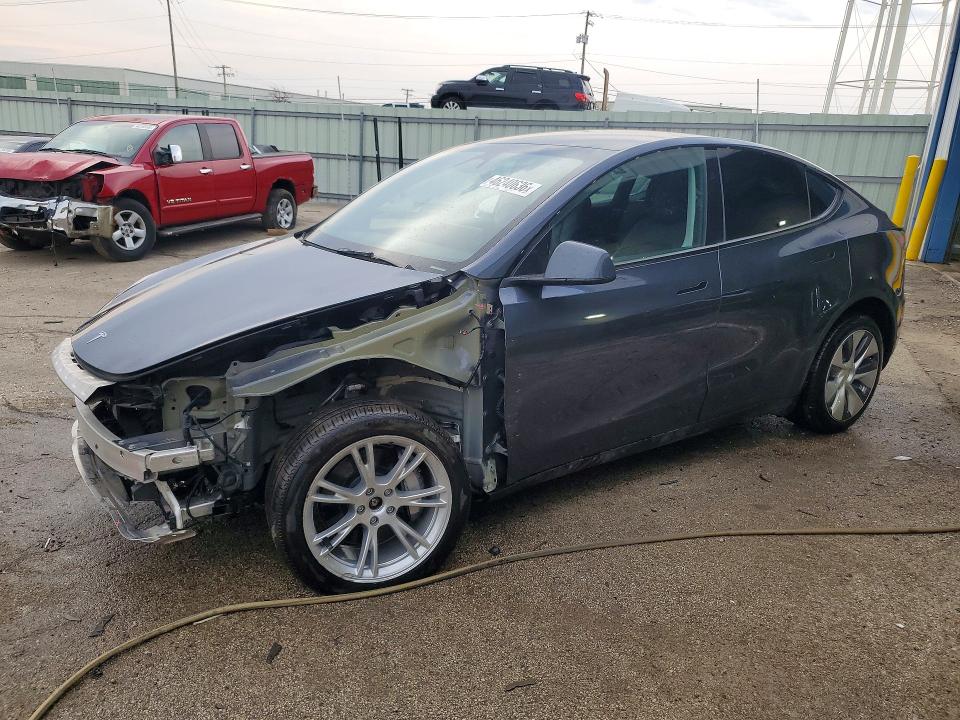2023 TESLA MODEL Y — VIN 7SAYGDEE2PA209522