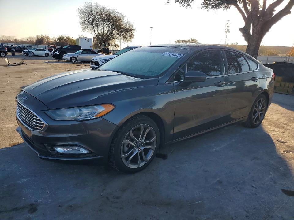 2017 FORD FUSION — VIN 3FA6P0H70HR403100