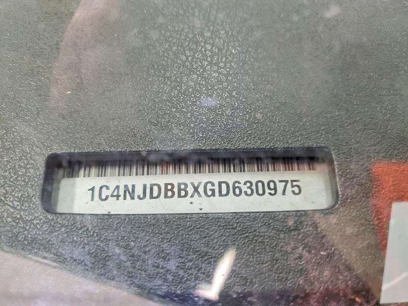 1C4NJDBBXGD630975