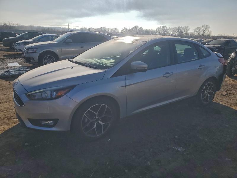 2018 FORD FOCUS SEL — VIN 1FADP3H28JL258146