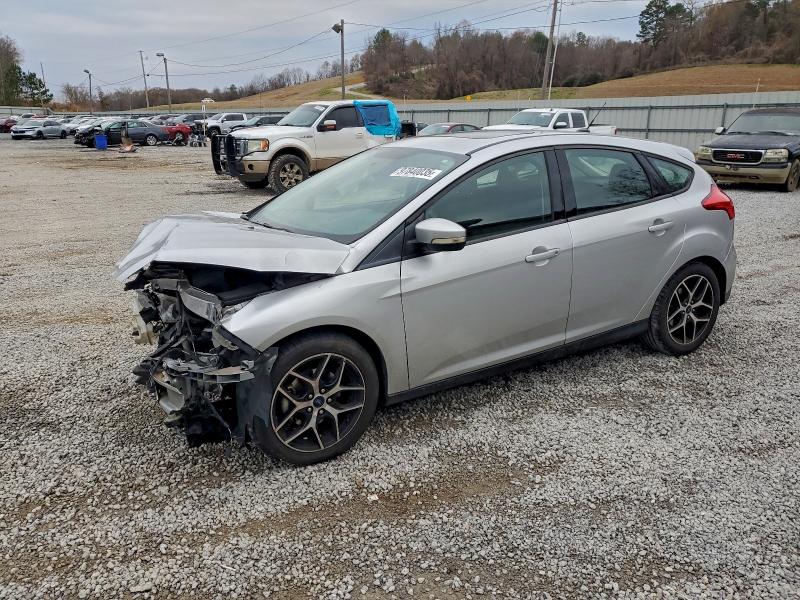 2017 FORD FOCUS SEL — VIN 1FADP3M23HL348742