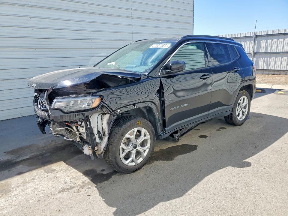 2025 JEEP COMPASS — VIN 3C4NJDBN5ST550061