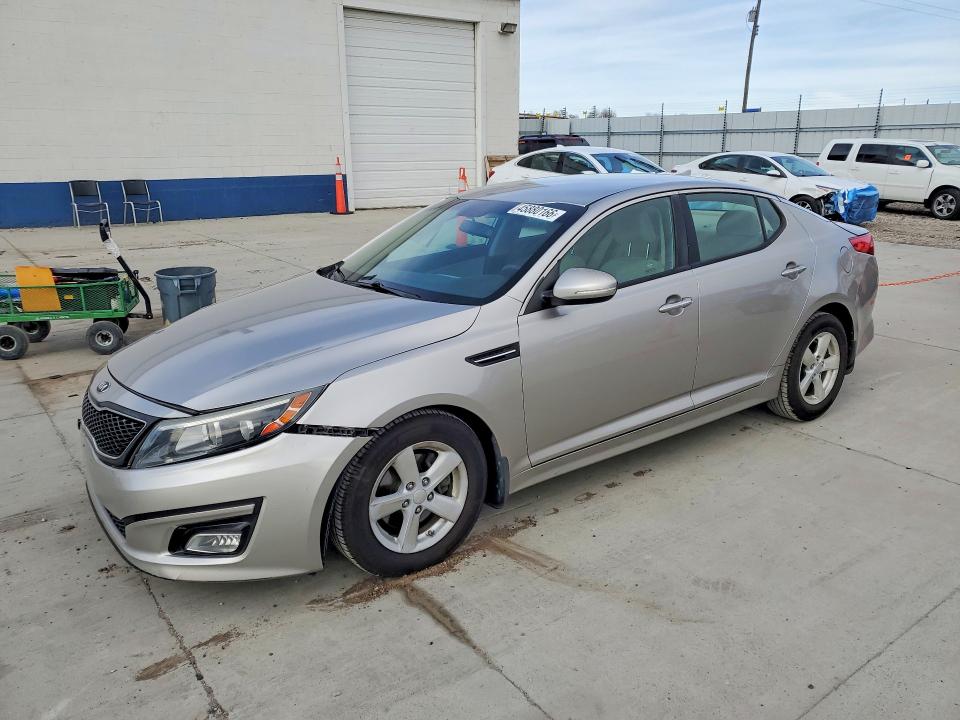 2015 KIA OPTIMA — VIN KNAGM4A79F5558010