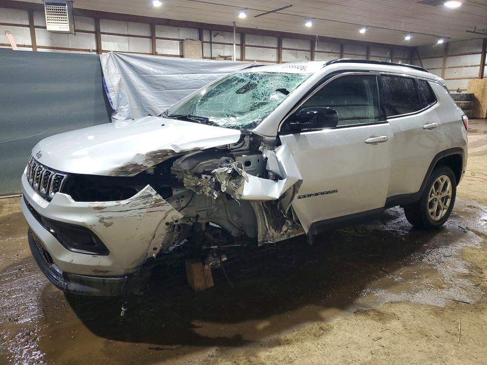 2024 JEEP COMPASS — VIN 3C4NJDBN2RT117615