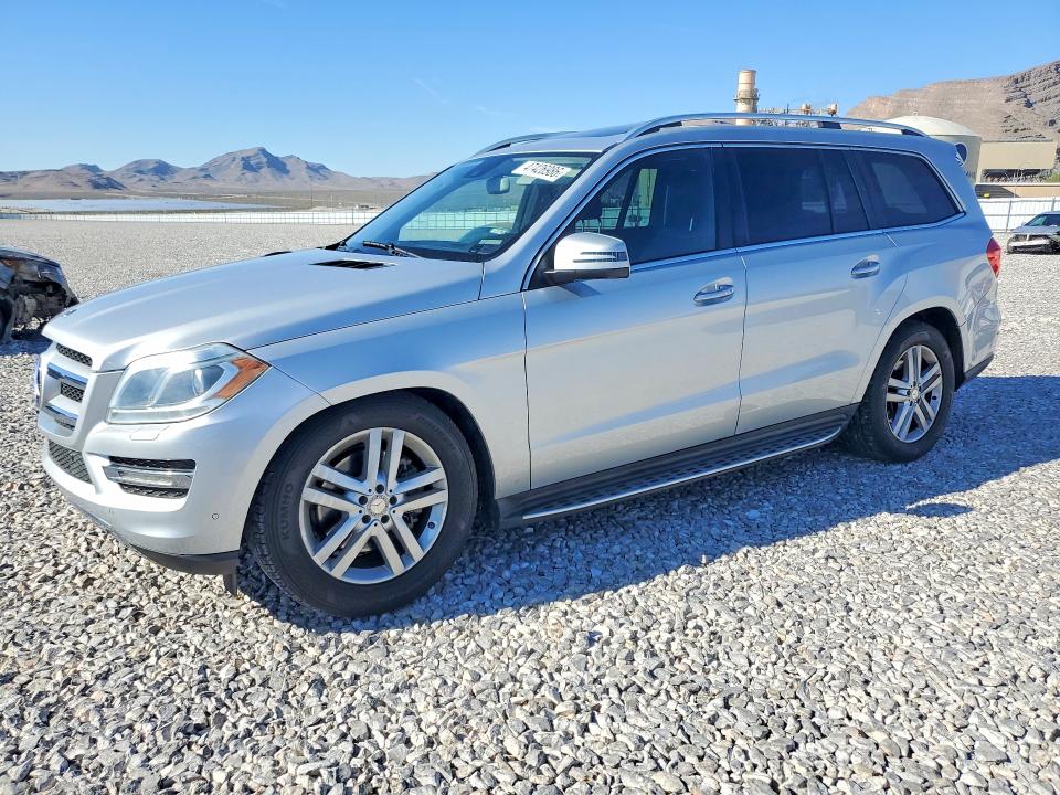 2016 MERCEDES-BENZ GL — VIN 4JGDF6EE6GA711578