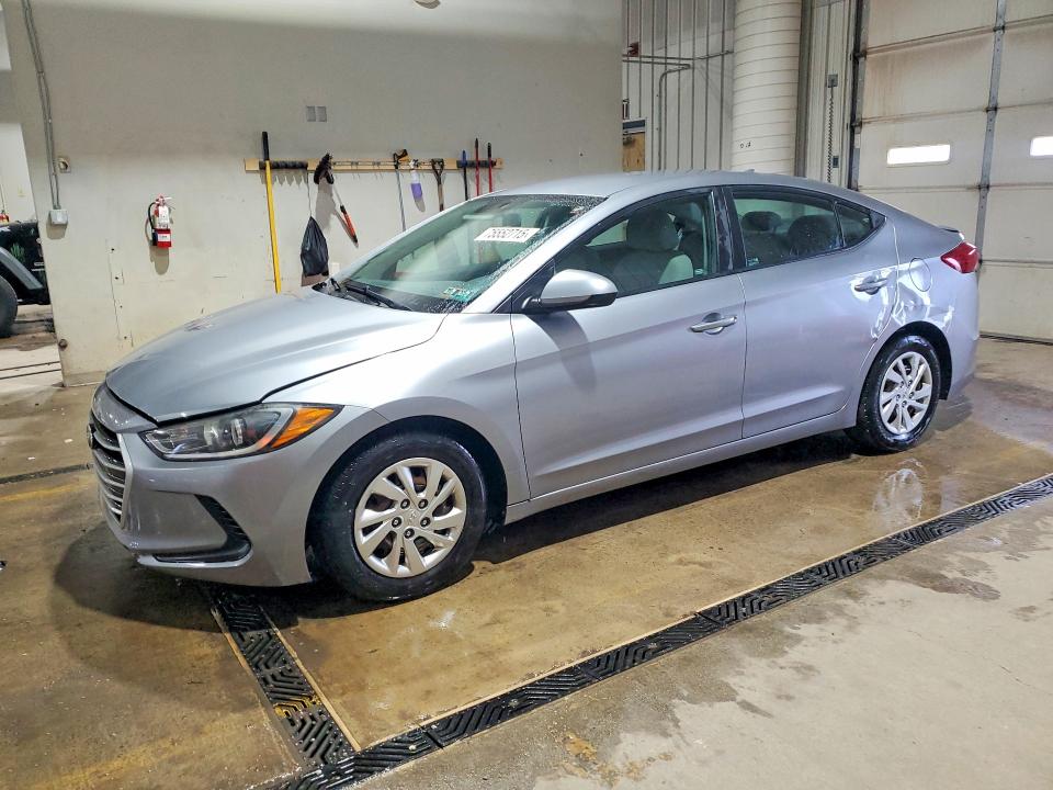 2017 HYUNDAI ELANTRA — VIN 5NPD74LF6HH206667
