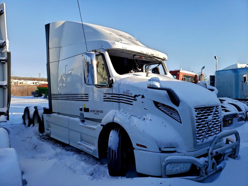 2021 VOLVO VNR — VIN 4V4WC9EH6MN600037