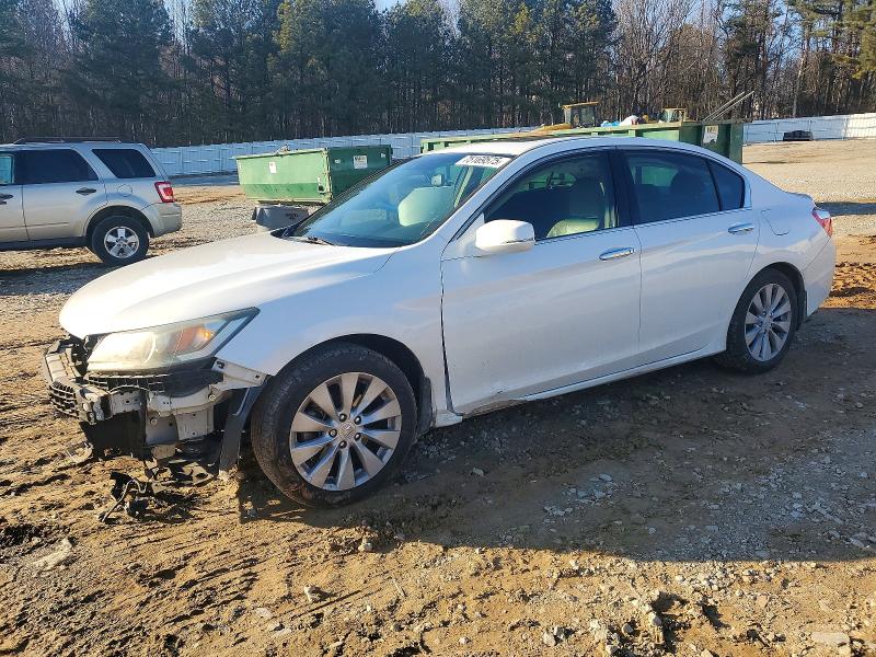 2015 HONDA ACCORD — VIN 1HGCR3F81FA023566