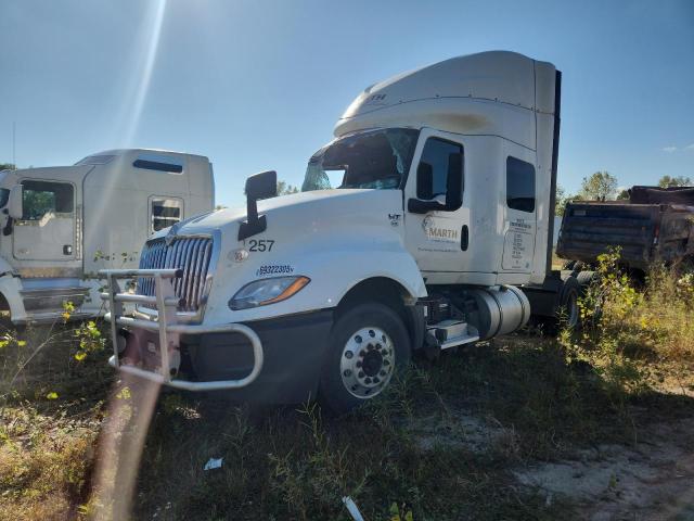 3HSDZAPR5JN347048