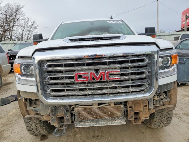 1GT42UCY9KF110212