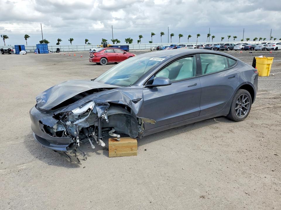 2023 TESLA MODEL 3 — VIN 5YJ3E1EAXPF686565