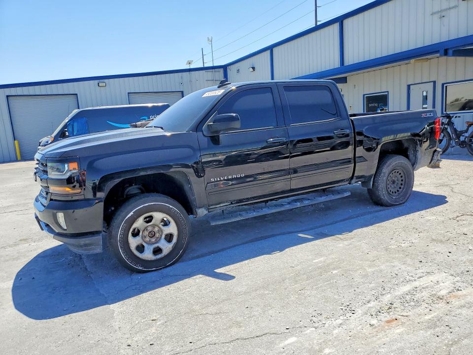 2017 CHEVROLET SILVERADO — VIN 3GCUKREC4HG182148