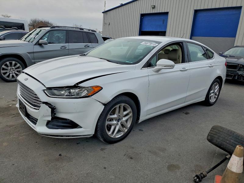 2014 FORD FUSION SE — VIN 1FA6P0H73E5398070