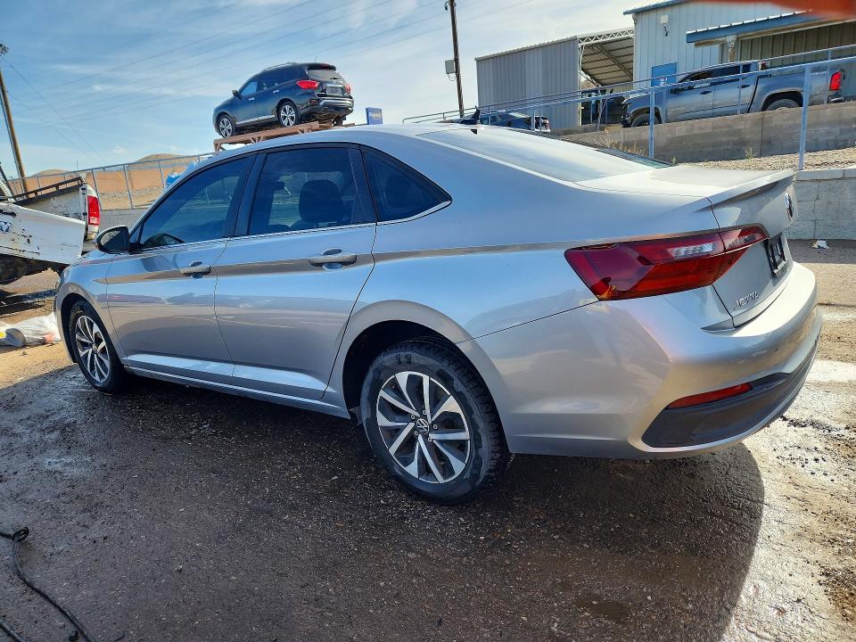 3VW5M7BU9RM082403