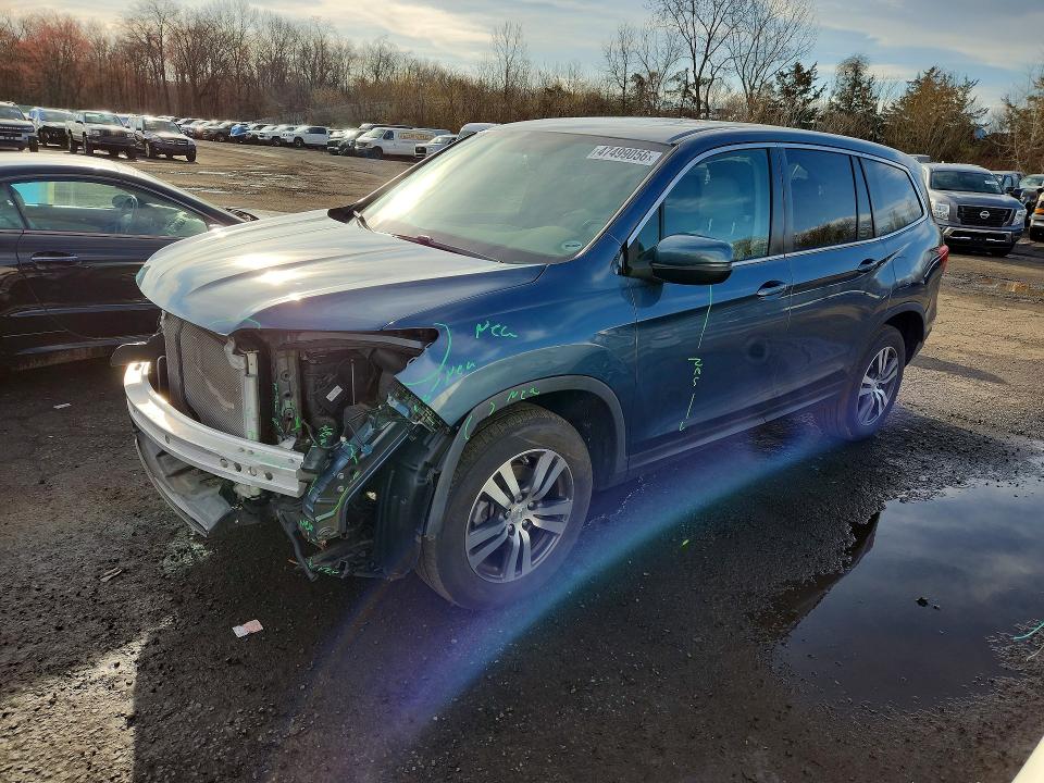 2017 HONDA PILOT — VIN 5FNYF6H54HB016722