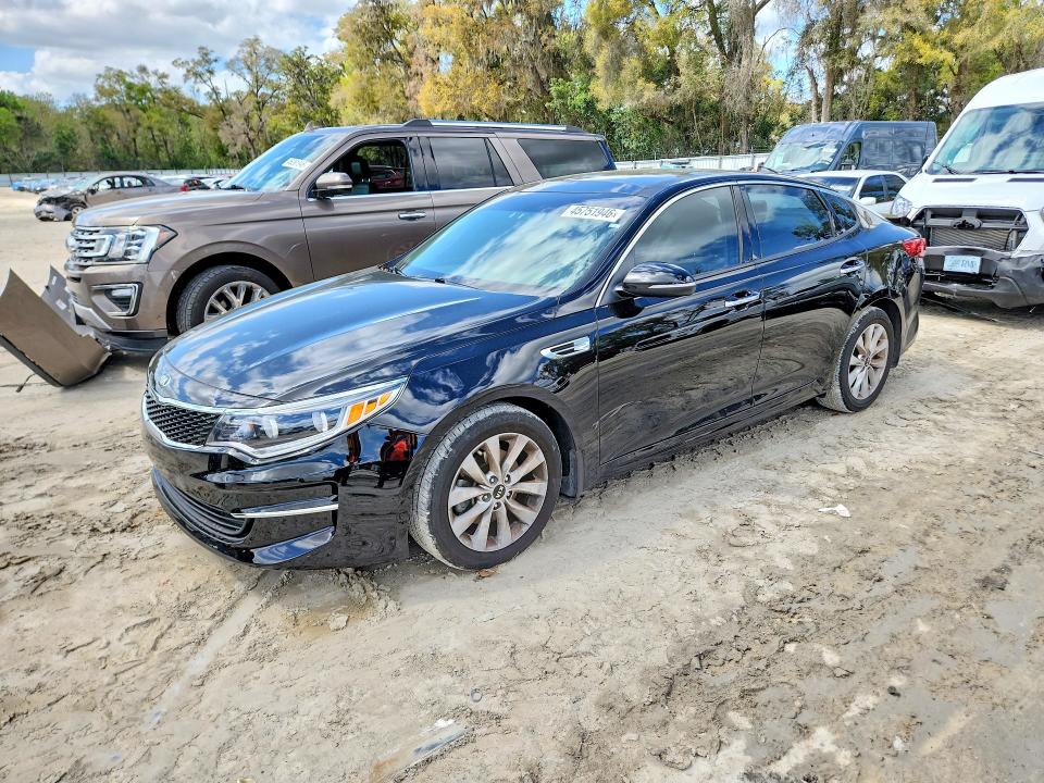 2017 KIA OPTIMA — VIN 5XXGU4L3XHG132693