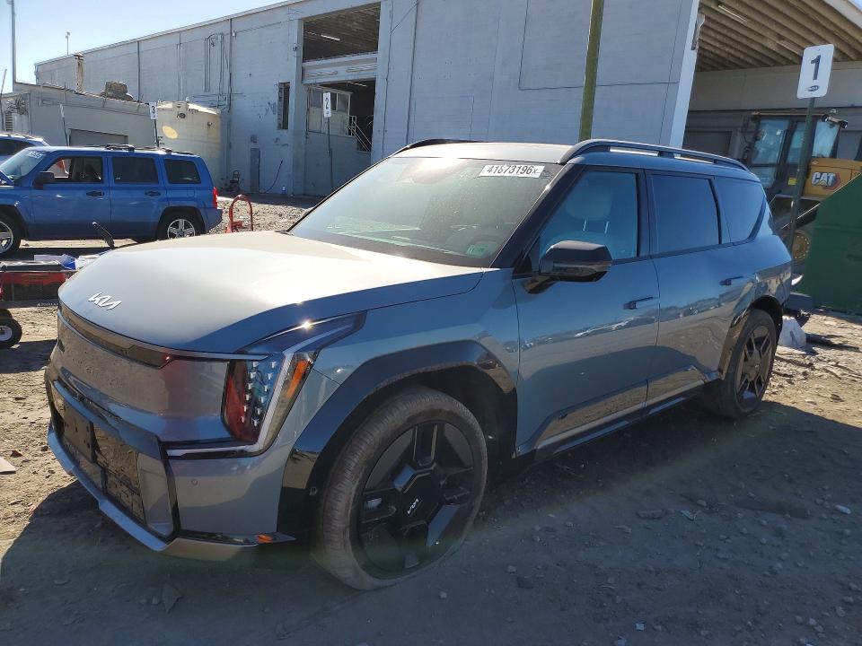 2024 KIA EV9 — VIN KNDAEFS52R6027907