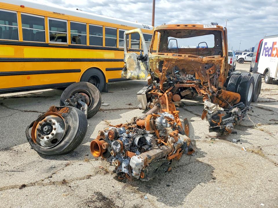 2025 INTERNATIONAL LT625 — VIN 3HSDZTZR5SN277741