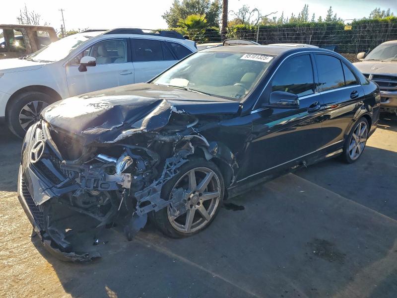 2014 MERCEDES-BENZ C 250 — VIN WDDGF4HBXEA958760