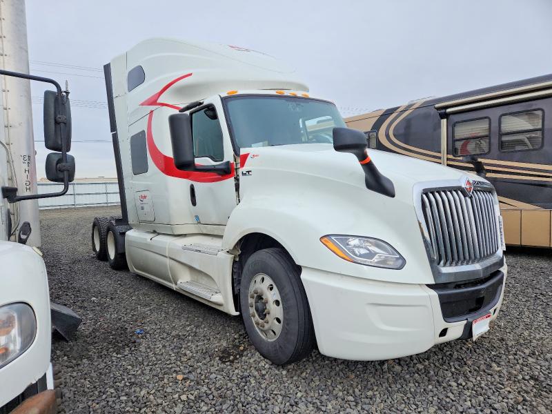 2022 INTERNATIONAL LT625 — VIN 3HSDZAPR1NN133776
