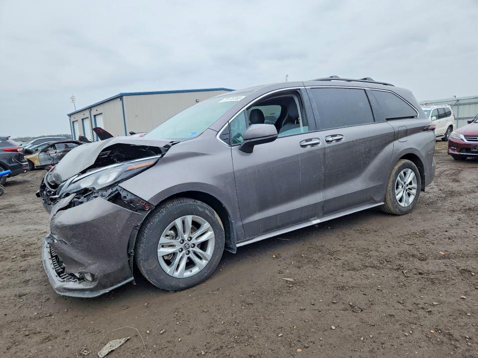 2024 TOYOTA SIENNA — VIN 5TDJSKFC5RS115134