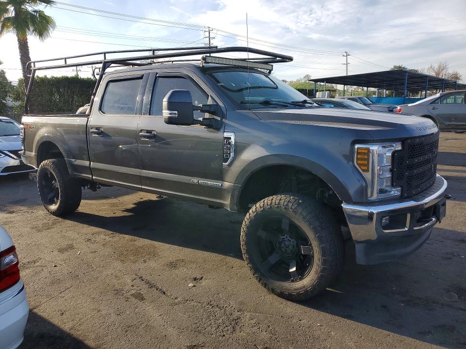 2018 FORD F250 — VIN 1FT7W2BT6JEC41971