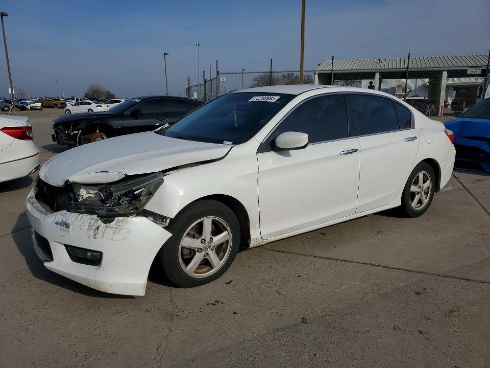 2015 HONDA ACCORD — VIN 1HGCR2F58FA034015