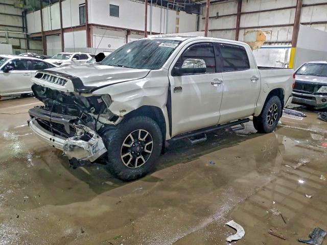 2019 TOYOTA TUNDRA — VIN 5TFAY5F12KX828121