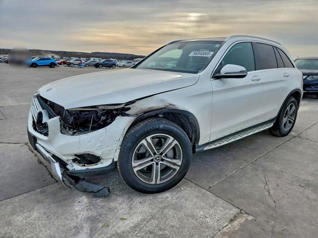 2018 MERCEDES-BENZ GLC 300 — VIN WDC0G4JB8JV019641