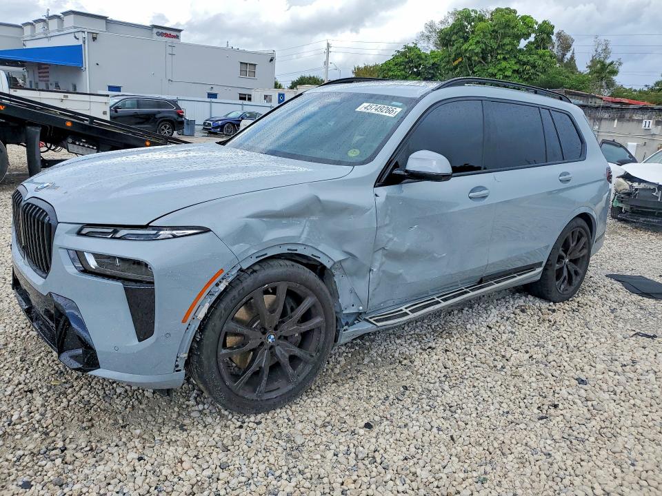 2025 BMW X7 — VIN 5UX23EM0XS9Y68348
